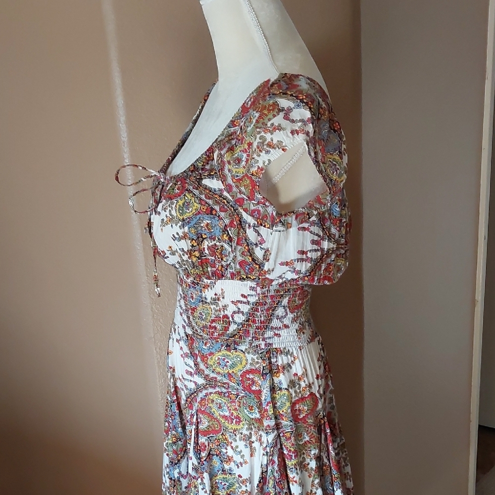 Chelsea & Theodore Multicolor Paisley Midi Dress - Picture 7 of 9